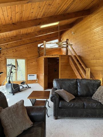 7842 Big Timber Trail, Middleton, WI 53562