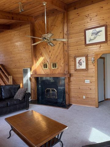 7842 Big Timber Trail, Middleton, WI 53562