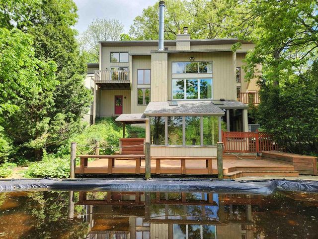 7842 Big Timber Trail, Middleton, WI 53562