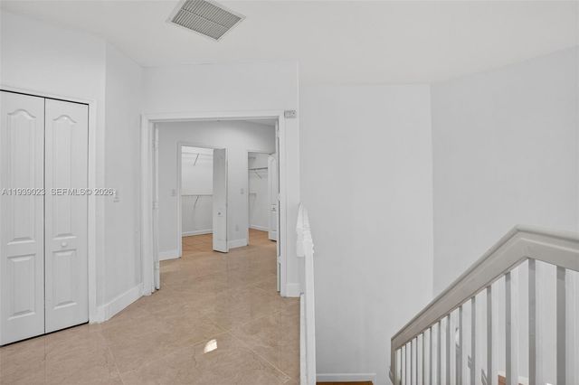 15051 SW 18th Ter, Miami, FL 33185