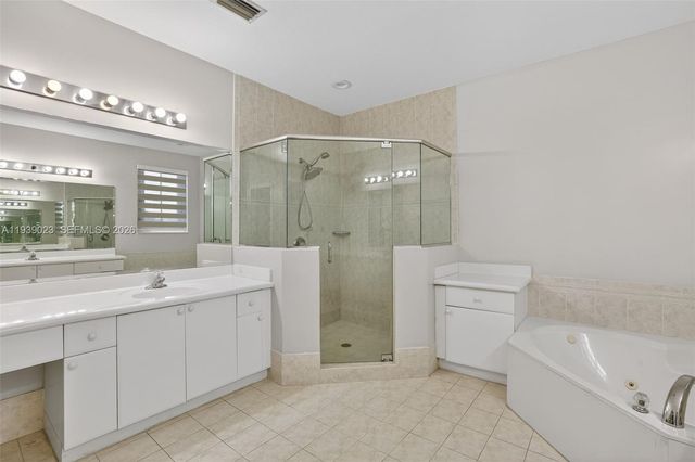 15051 SW 18th Ter, Miami, FL 33185