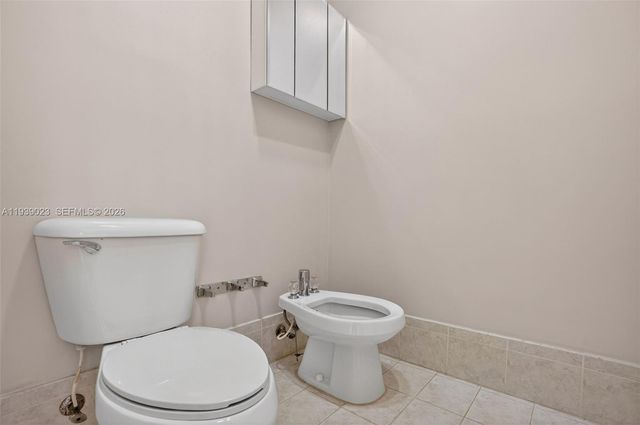 15051 SW 18th Ter, Miami, FL 33185