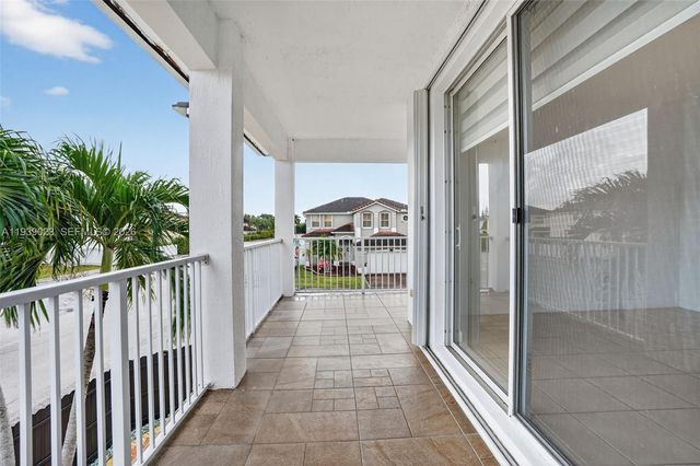 15051 SW 18th Ter, Miami, FL 33185