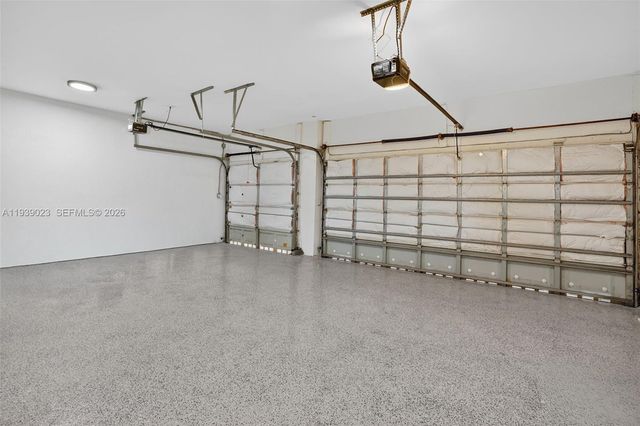 15051 SW 18th Ter, Miami, FL 33185