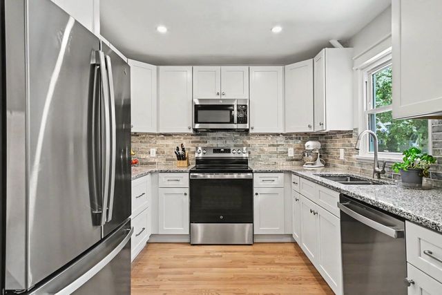 516 S Grace Street, Lombard, IL 60148