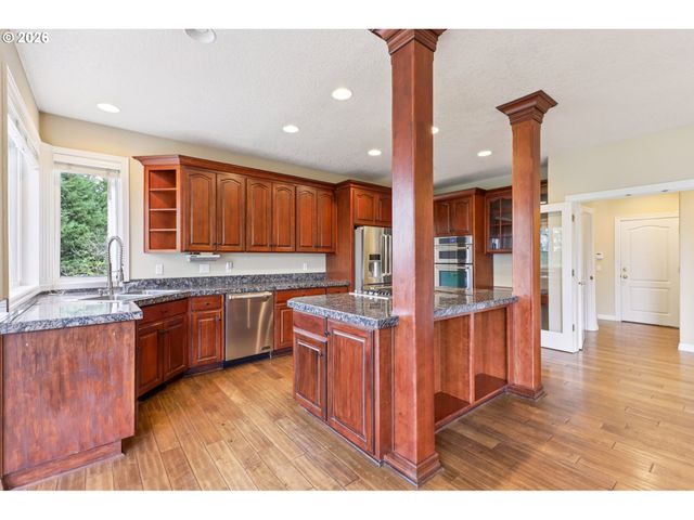 16765 Sw BLACKBERRY Ln, Beaverton, OR 97007