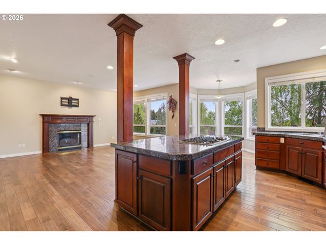 16765 Sw BLACKBERRY Ln, Beaverton, OR 97007