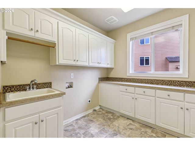 16765 Sw BLACKBERRY Ln, Beaverton, OR 97007