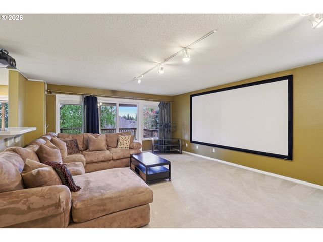 16765 Sw BLACKBERRY Ln, Beaverton, OR 97007