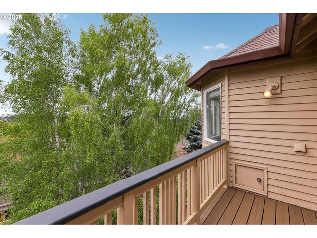 16765 Sw BLACKBERRY Ln, Beaverton, OR 97007