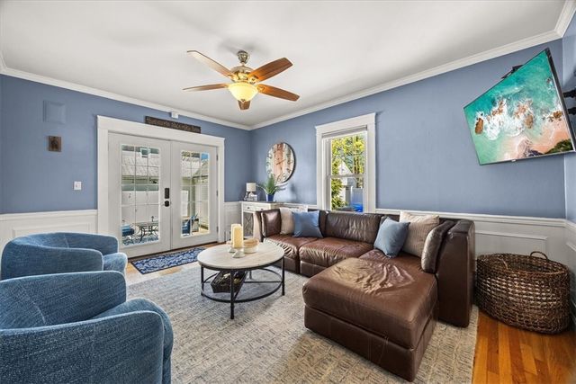 37 Kelley Avenue, East Providence, RI 02916