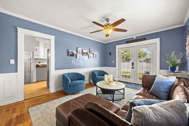 37 Kelley Avenue, East Providence, RI 02916