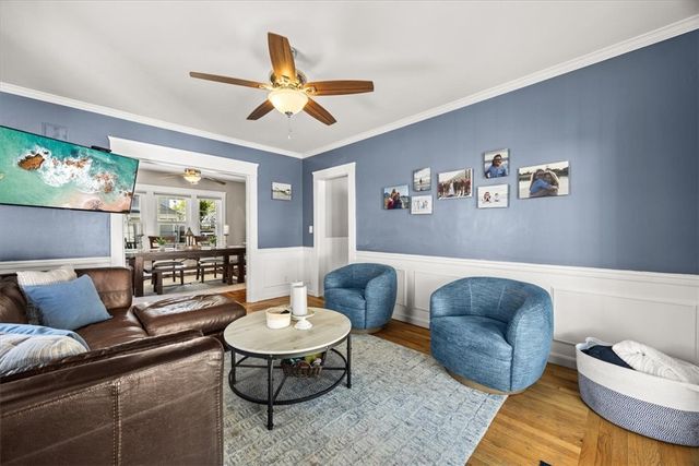 37 Kelley Avenue, East Providence, RI 02916