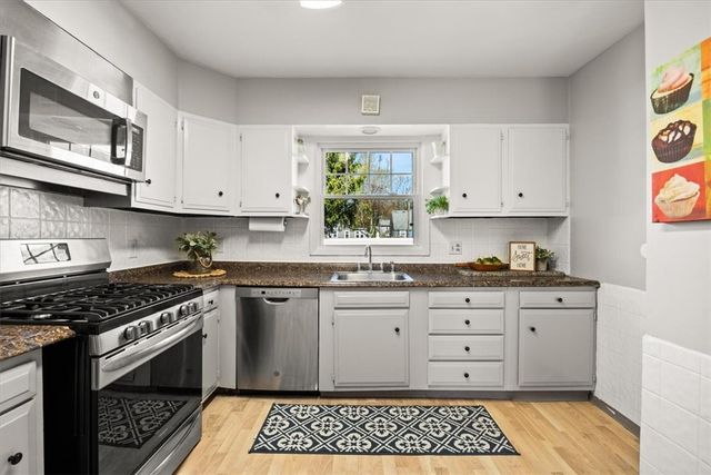 37 Kelley Avenue, East Providence, RI 02916