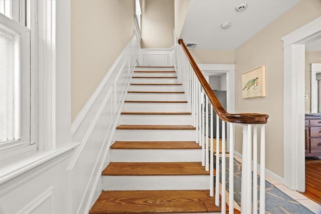 37 Kelley Avenue, East Providence, RI 02916