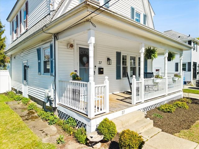 37 Kelley Avenue, East Providence, RI 02916