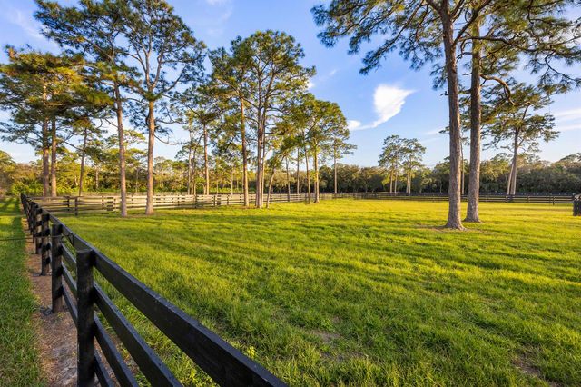 20000 SE Mack Dairy Road SE, Jupiter, FL 33478