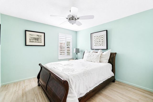 17061 EMILE Street 5, Boca Raton, FL 33487