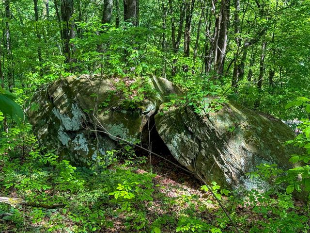 140 Sycamore Street, Glouster, OH 45732