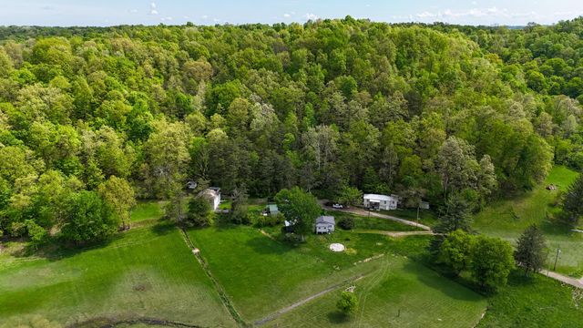 140 Sycamore Street, Glouster, OH 45732