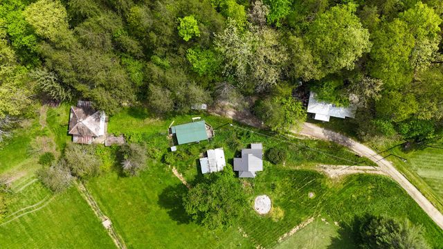 140 Sycamore Street, Glouster, OH 45732