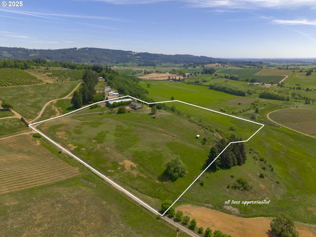 11825 Ne FINN HILL Loop, Carlton, OR 97111