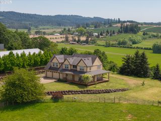 11825 Ne FINN HILL Loop, Carlton, OR 97111