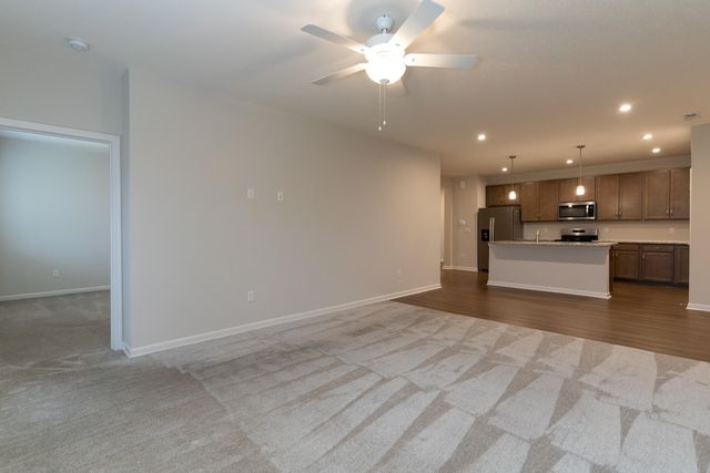 1285 Retriever Way, 3F, Florence, KY 41042