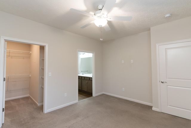 1285 Retriever Way, 3F, Florence, KY 41042