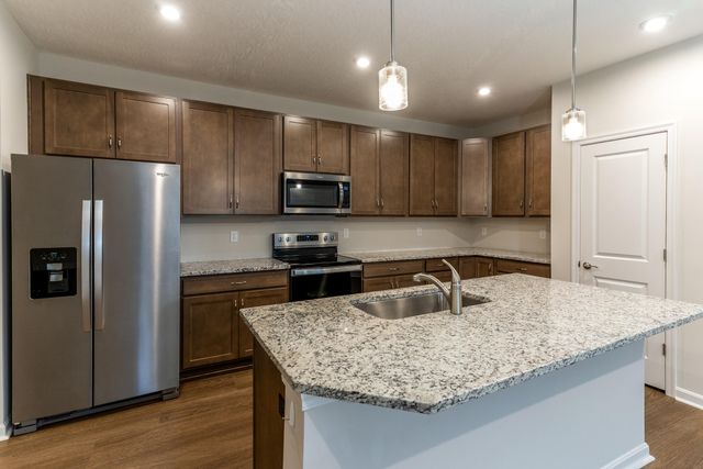 1285 Retriever Way, 3F, Florence, KY 41042