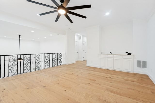 1813 Countryside, Carrollton, TX 75007