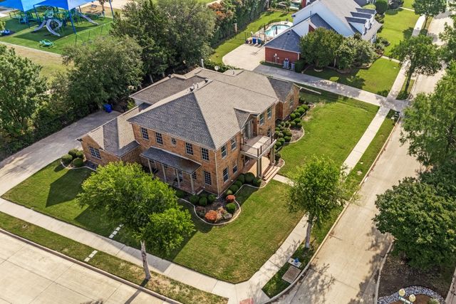 1813 Countryside, Carrollton, TX 75007
