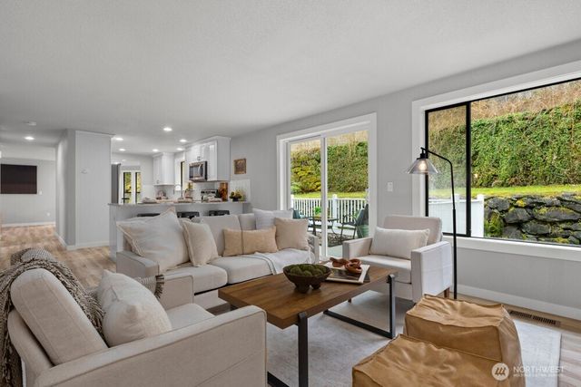 7304 Turquoise Drive SW, Lakewood, WA 98498