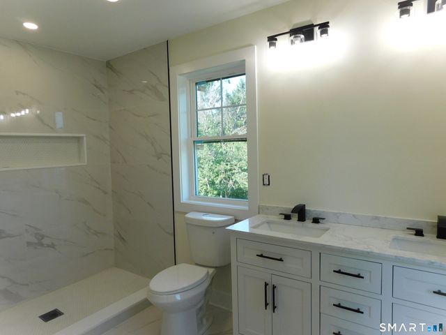 60 Mohegan Road, Shelton, CT 06484