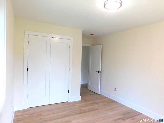 60 Mohegan Road, Shelton, CT 06484