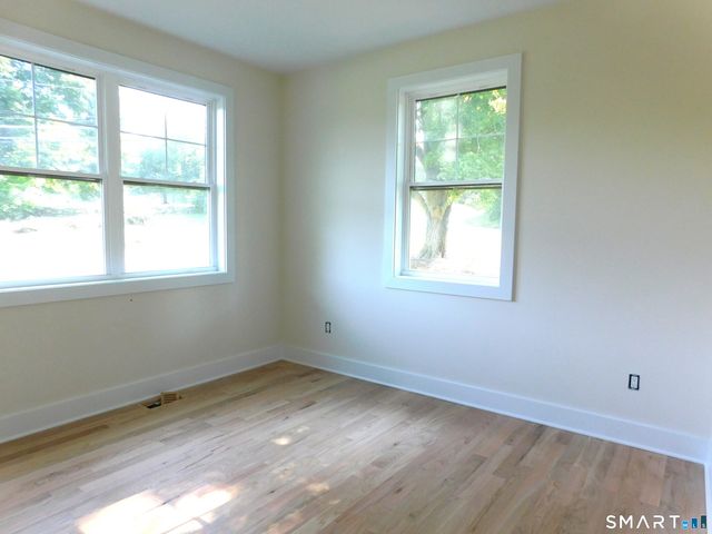60 Mohegan Road, Shelton, CT 06484