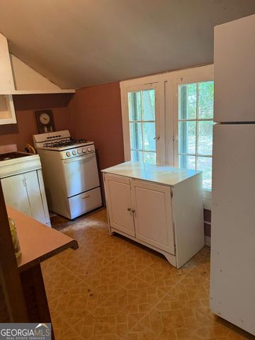 1332 Boulevard Lorraine SW, Atlanta, GA 30310