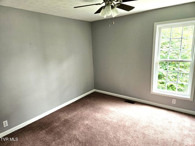 300 East Watterson East Street, Rogersville, TN 37857