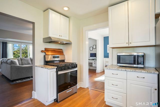 130 Toms Road, Stamford, CT 06906