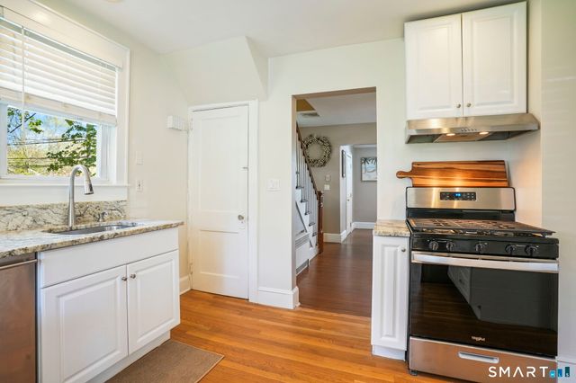 130 Toms Road, Stamford, CT 06906
