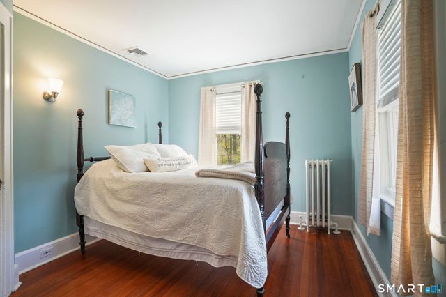 130 Toms Road, Stamford, CT 06906