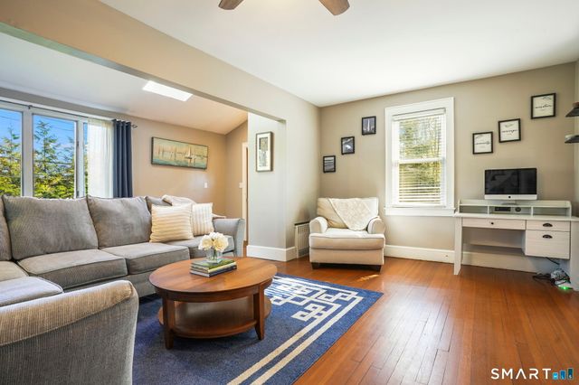130 Toms Road, Stamford, CT 06906