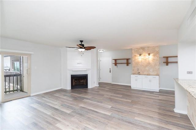 200 W Cotter Ave B-3, Port Aransas, TX 78373