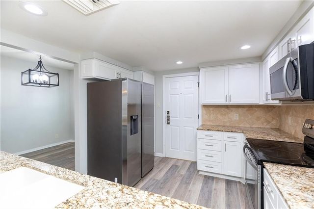 200 W Cotter Ave B-3, Port Aransas, TX 78373