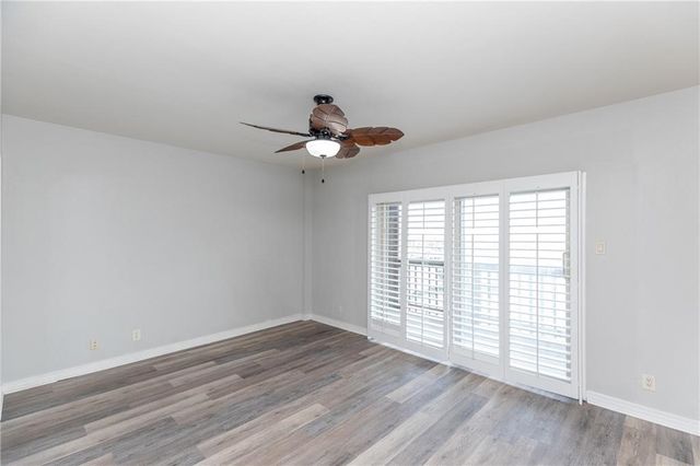 200 W Cotter Ave B-3, Port Aransas, TX 78373
