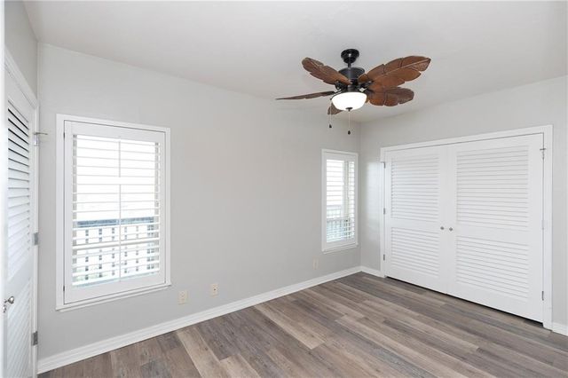 200 W Cotter Ave B-3, Port Aransas, TX 78373