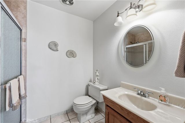 1817 E Alcove, Anaheim, CA 92805