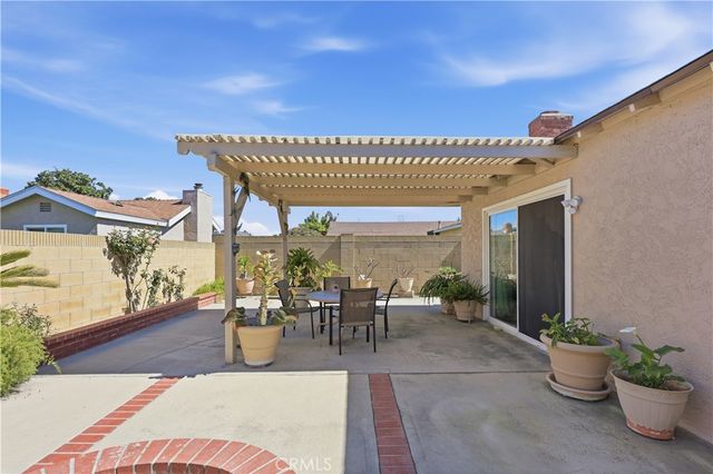 1817 E Alcove, Anaheim, CA 92805