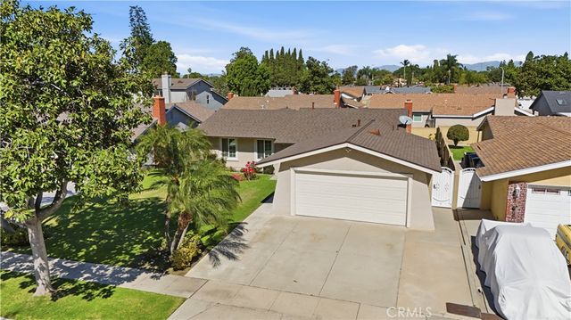 1817 E Alcove, Anaheim, CA 92805