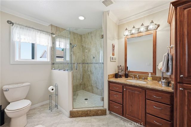 1817 E Alcove, Anaheim, CA 92805